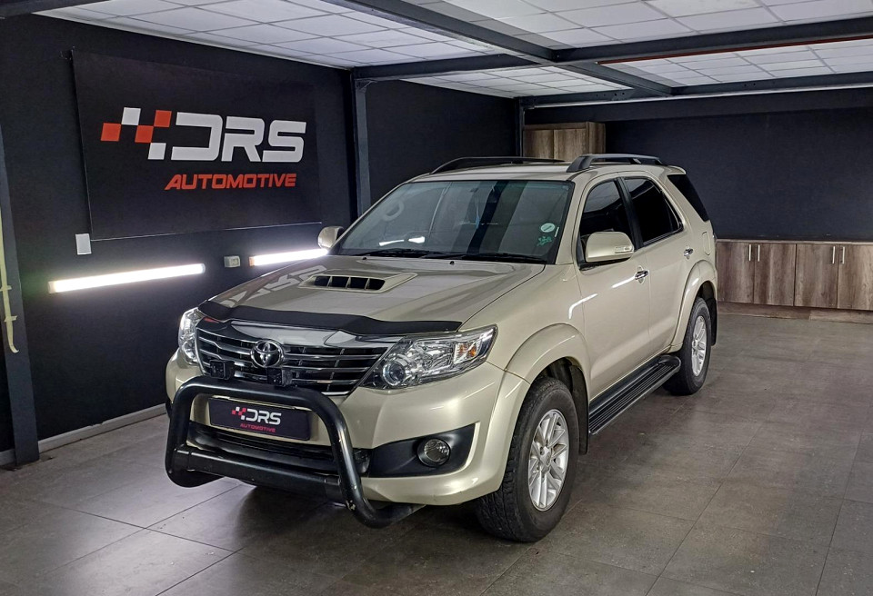 TOYOTA FORTUNER 2.5D-4D RB A/T, image 1