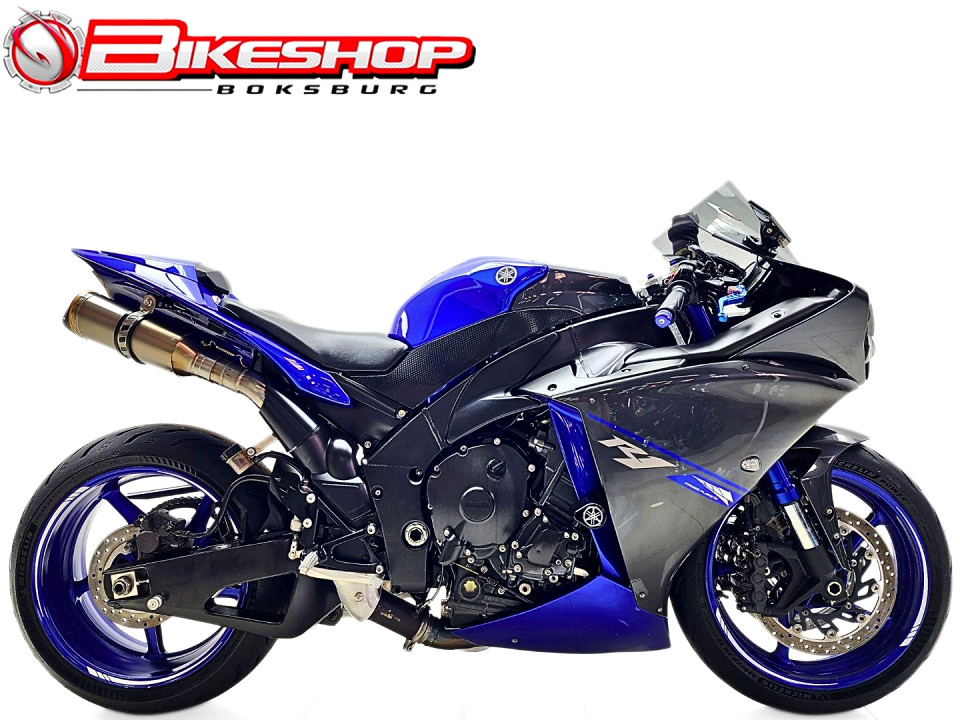 YAMAHA R1 Big Bang, image 1