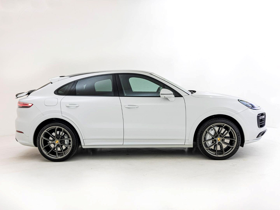 PORSCHE CAYENNE TURBO COUPE, image 2