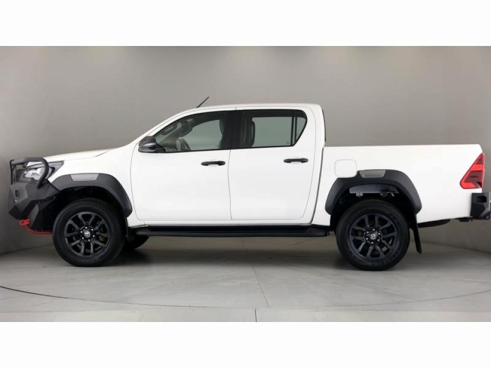 Toyota Hilux Double Cab 2.8GD6 4X4 Legend RS MT, image 2