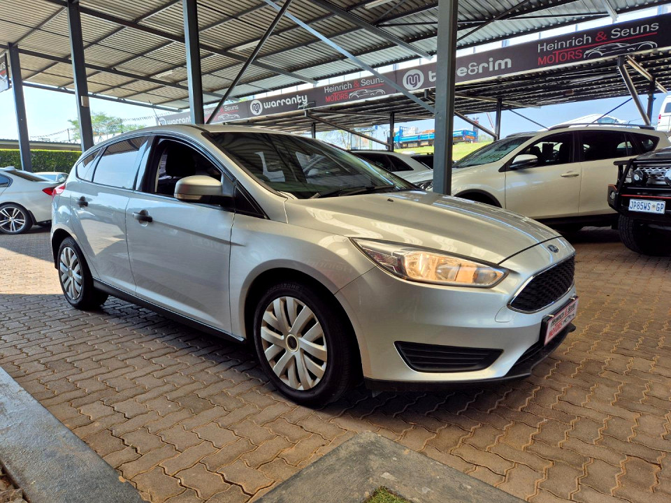 FORD FOCUS 1.0 ECOBOOST AMBIENTE 5Dr, image 2