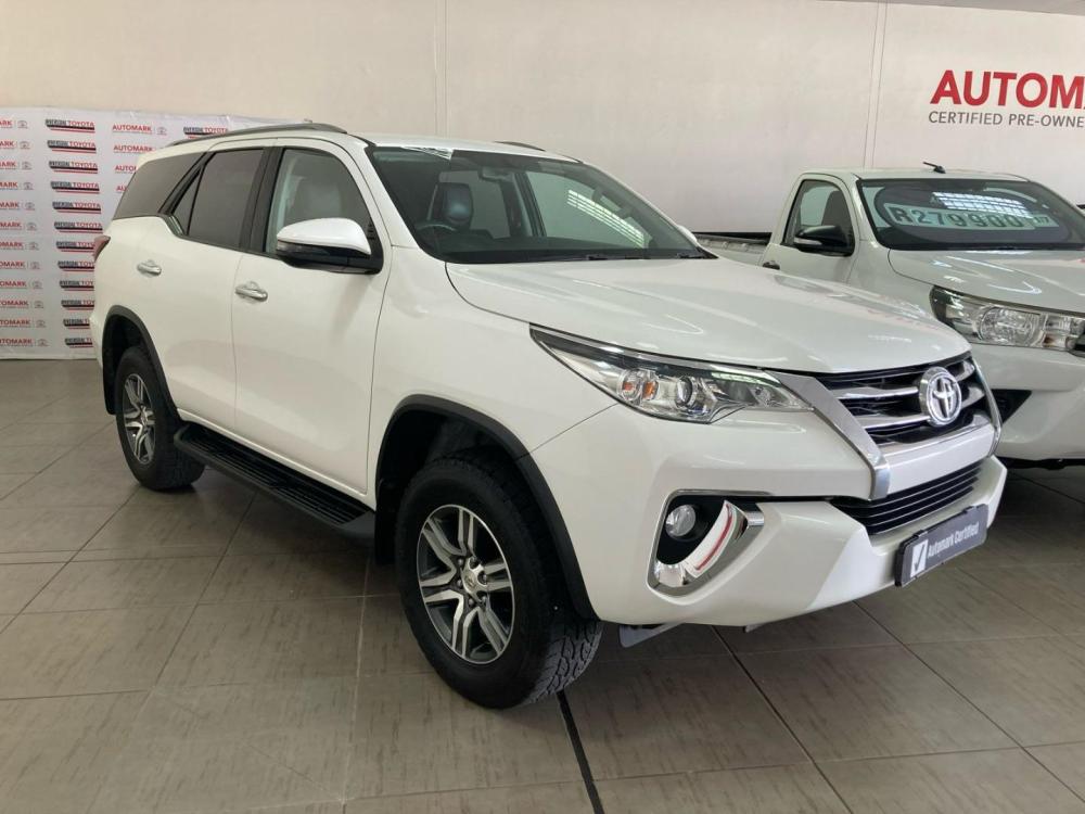 Toyota Fortuner 2.4GD-6 R/B A/T, image 1