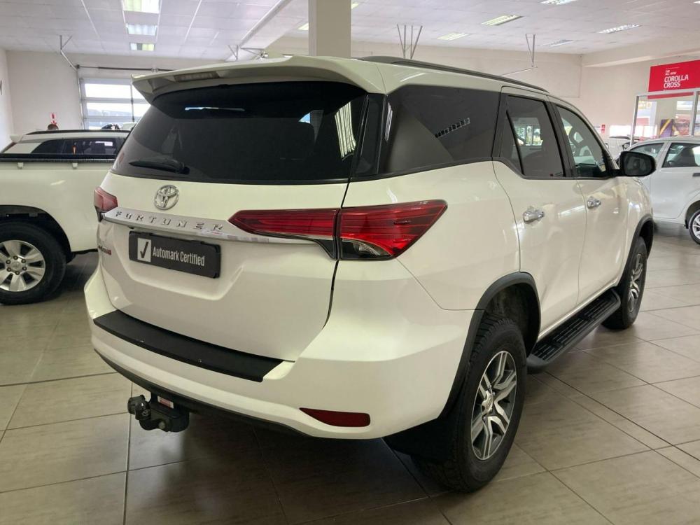 Toyota Fortuner 2.4GD-6 R/B A/T, image 2