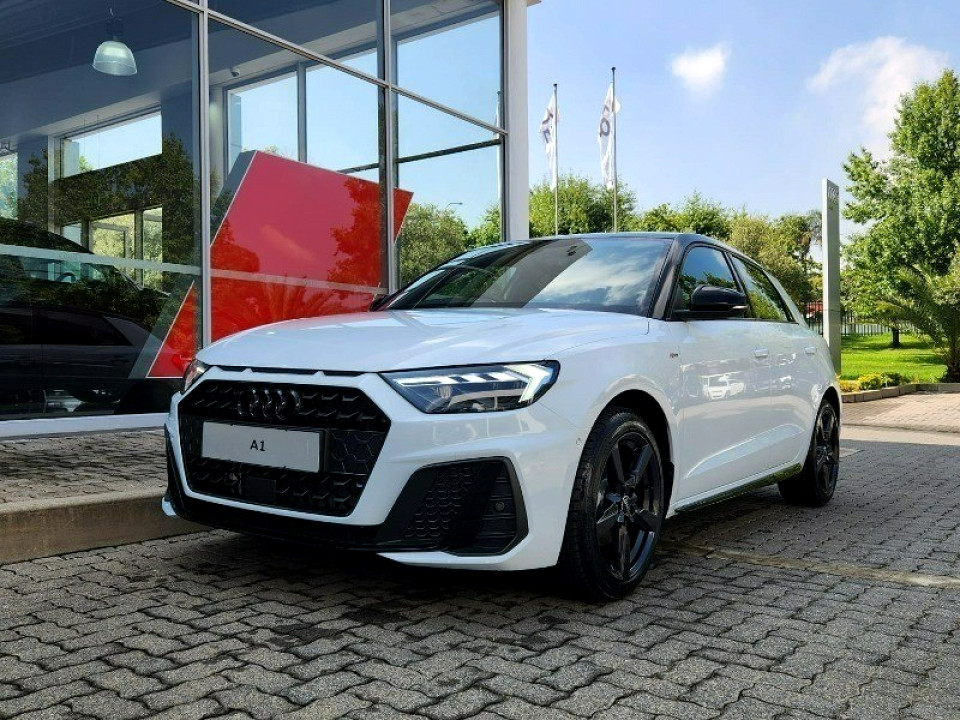 AUDI A1 SPORTBACK 30 TFSI BLACK EDITION S-TRONIC, image 1