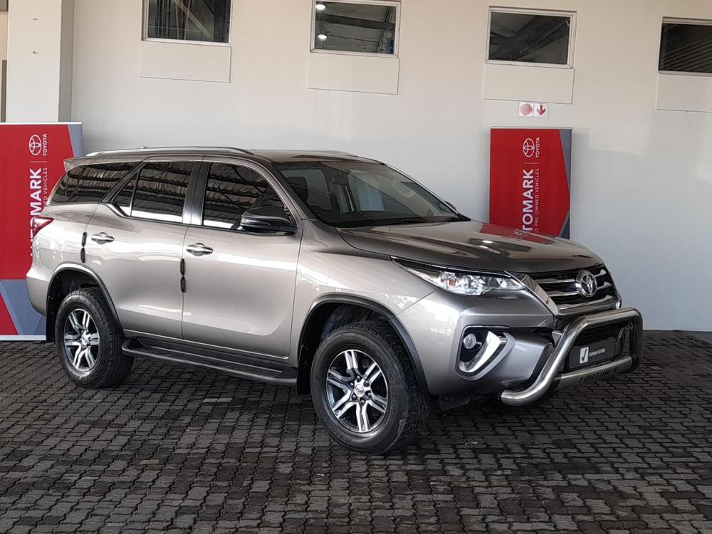 Toyota Fortuner 2.4GD-6 M/T, image 1