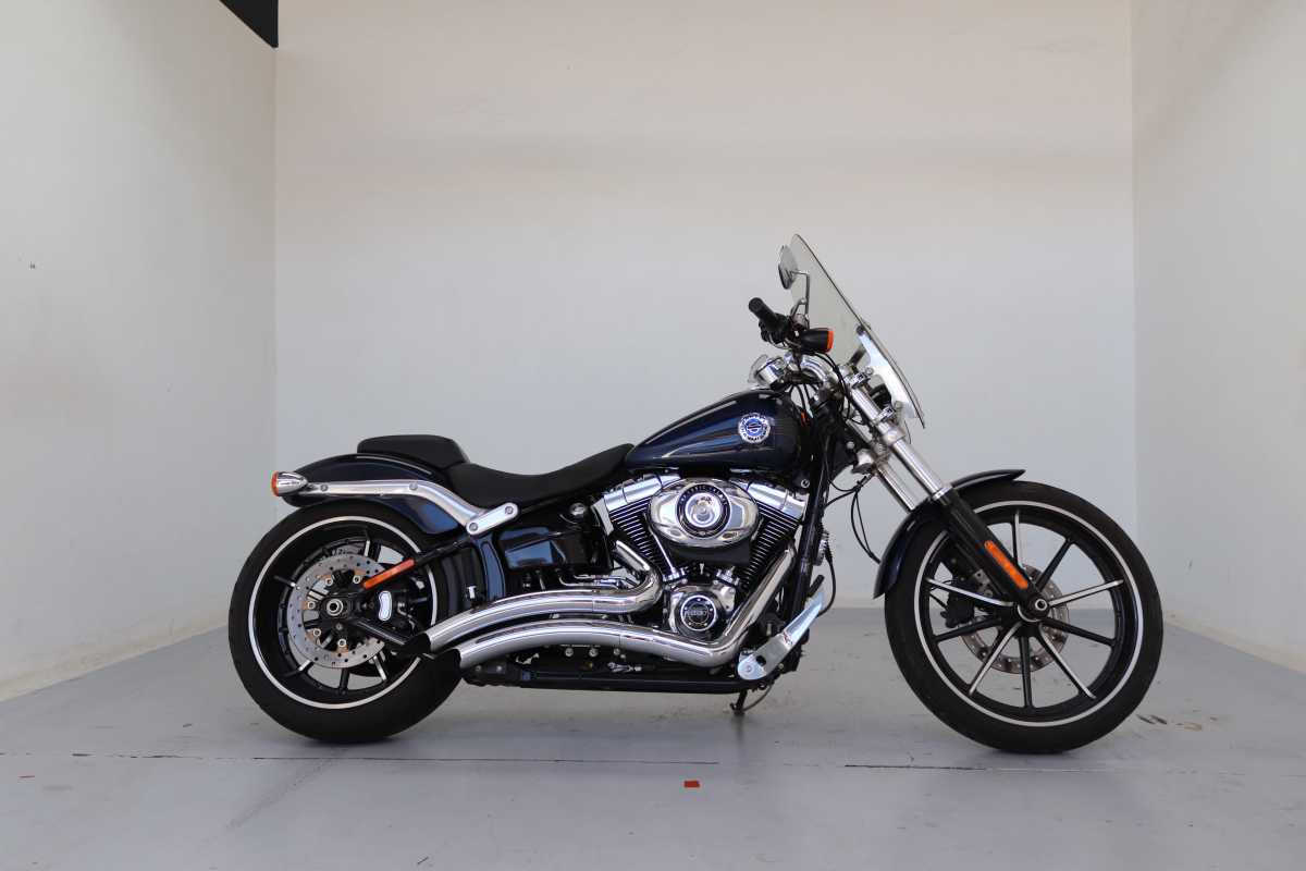 HARLEY DAVIDSON SOFTAIL BREAKOUT 114, image 1