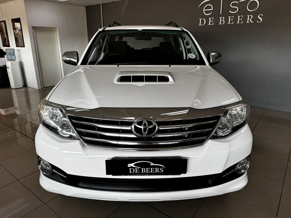 TOYOTA FORTUNER 2.5D-4D RB A/T, image 2