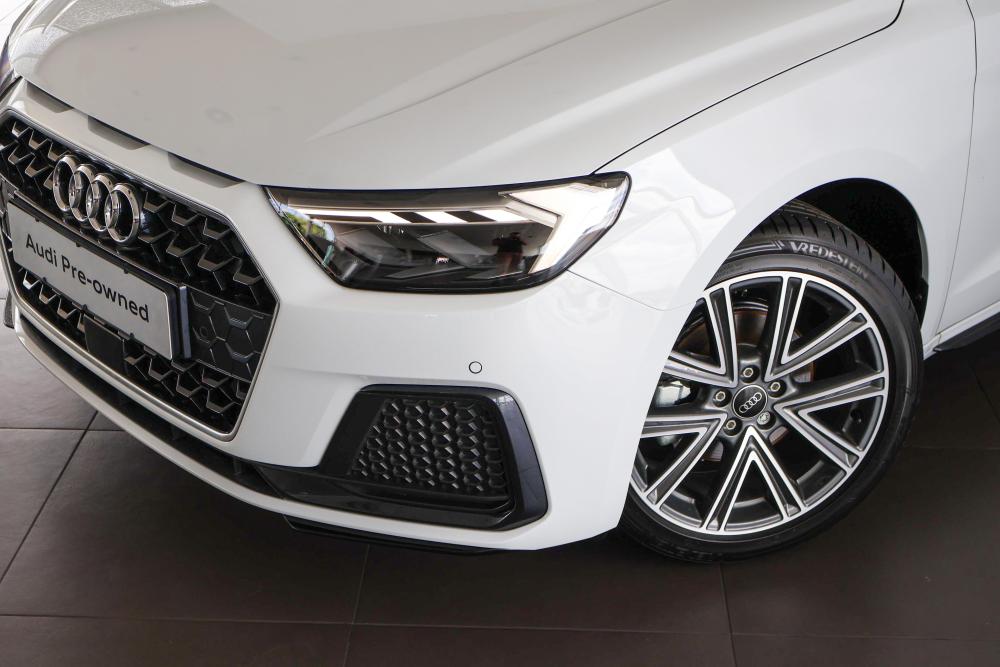 AUDI A1 SPORTBACK 30 TFSI ADVANCED S-TRONIC, image 2