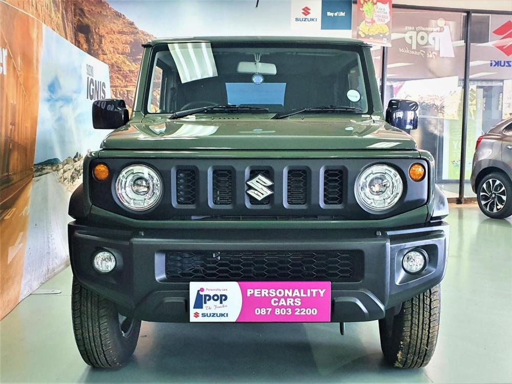 Suzuki Jimny 1.5 GLX, image 2