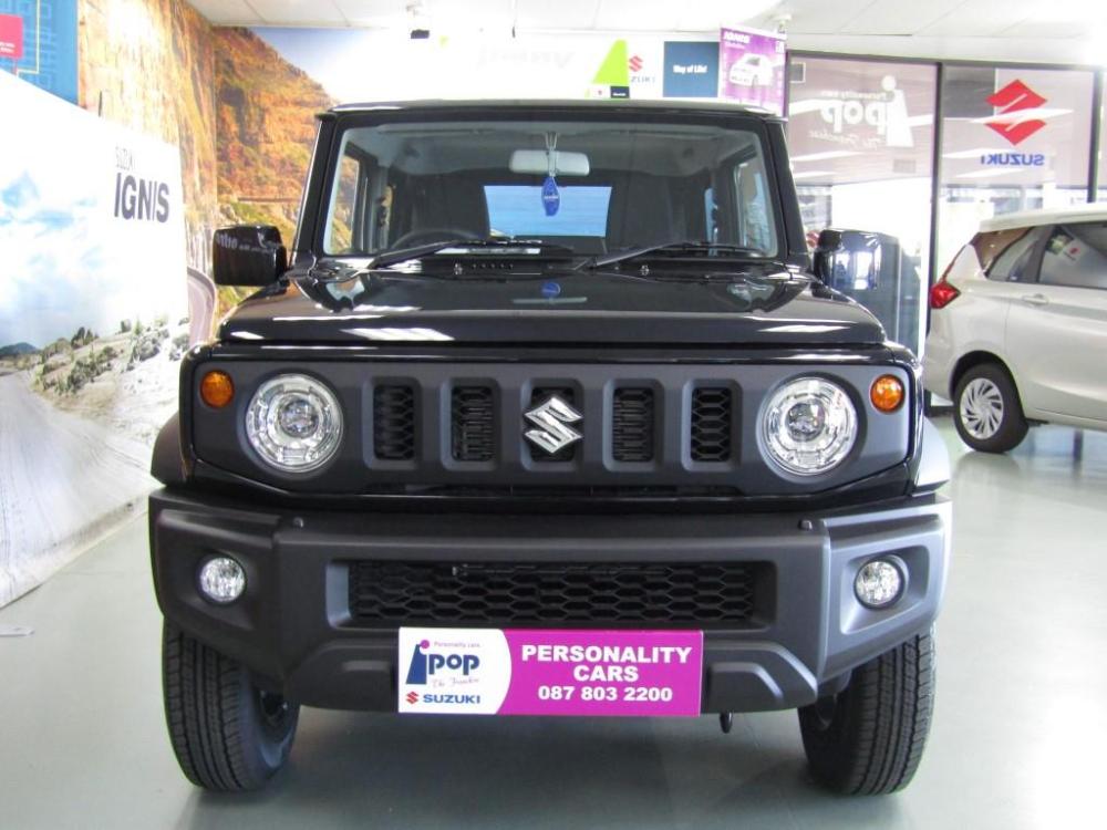 Suzuki Jimny 1.5 GLX, image 2