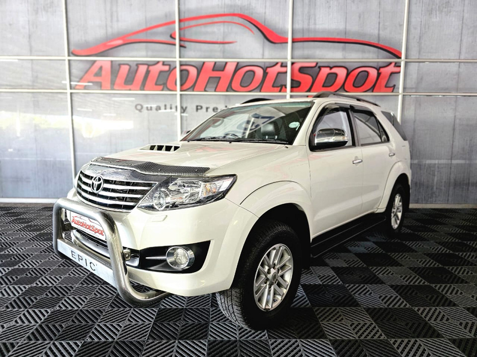 Toyota Fortuner 3.0D-4D R/B auto, image 1