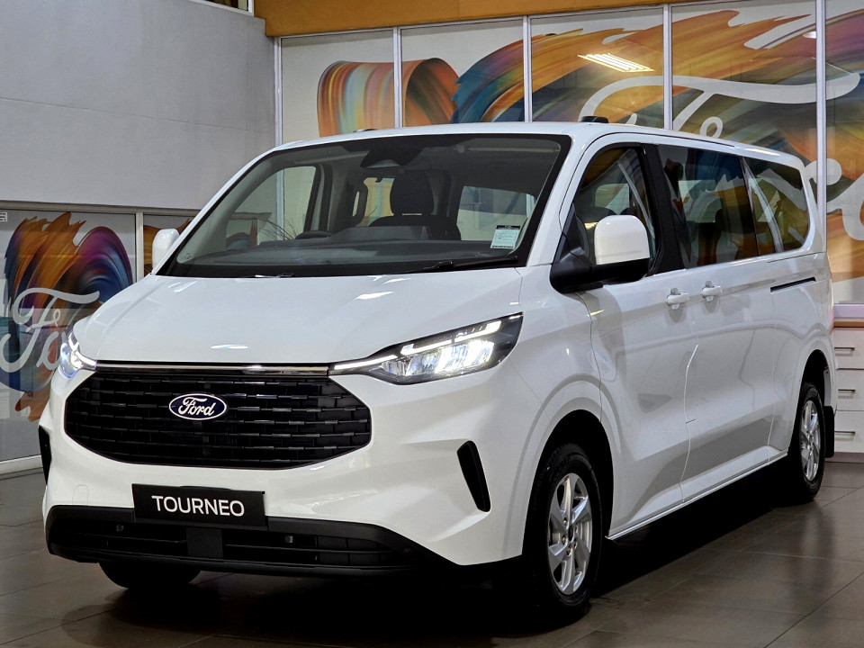 FORD TOURNEO CUSTOM 2.0TDCI LWB TREND A/T, image 2