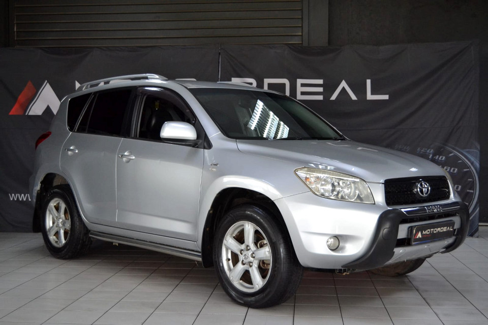 TOYOTA RAV4 2.2D-4D VX, image 2