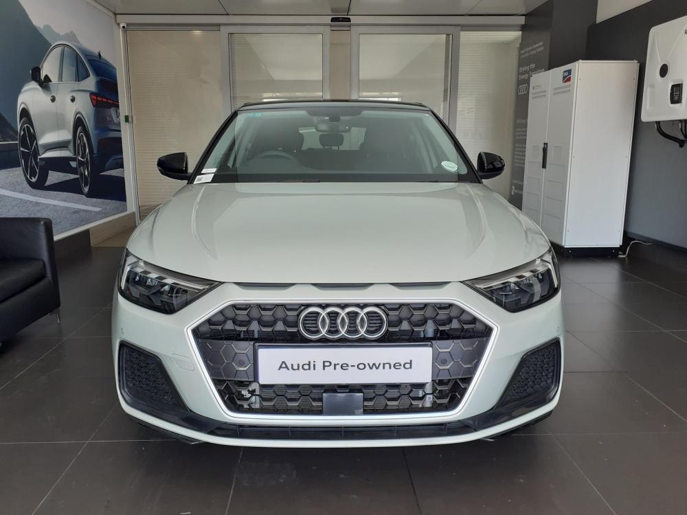 Audi A1 Sportback Sportback Advanced 30 TFSI S tronic, image 2