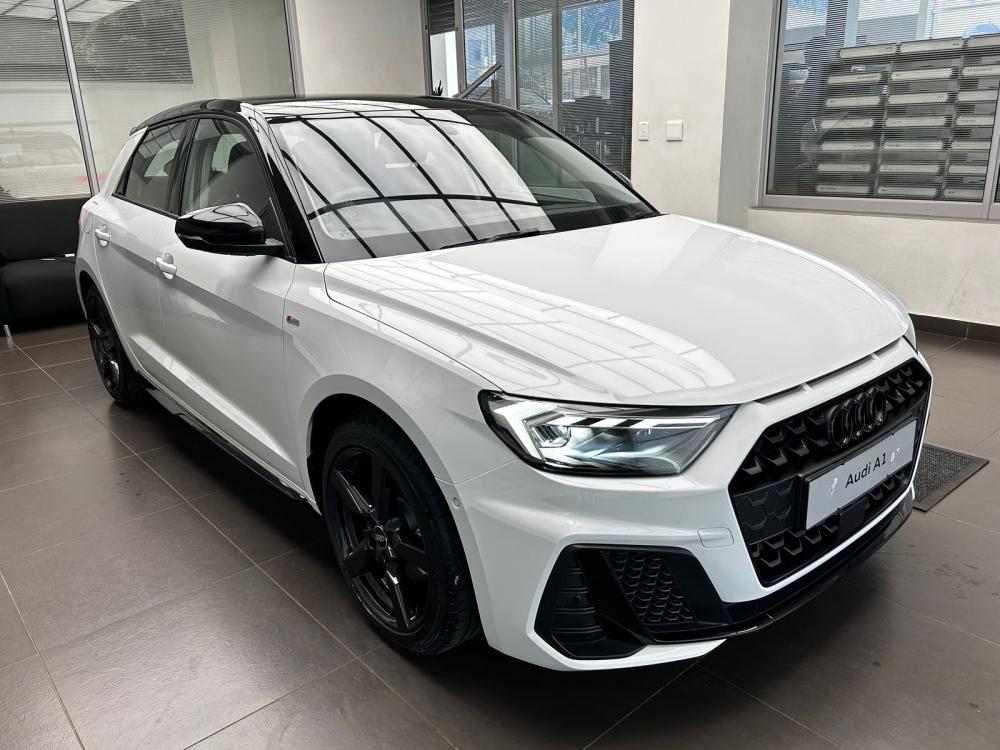 AUDI A1 SPORTBACK 30 TFSI BLACK EDITION S-TRONIC, image 2