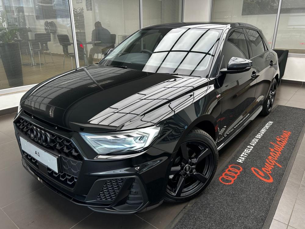 AUDI A1 SPORTBACK 30 TFSI BLACK EDITION S-TRONIC, image 1