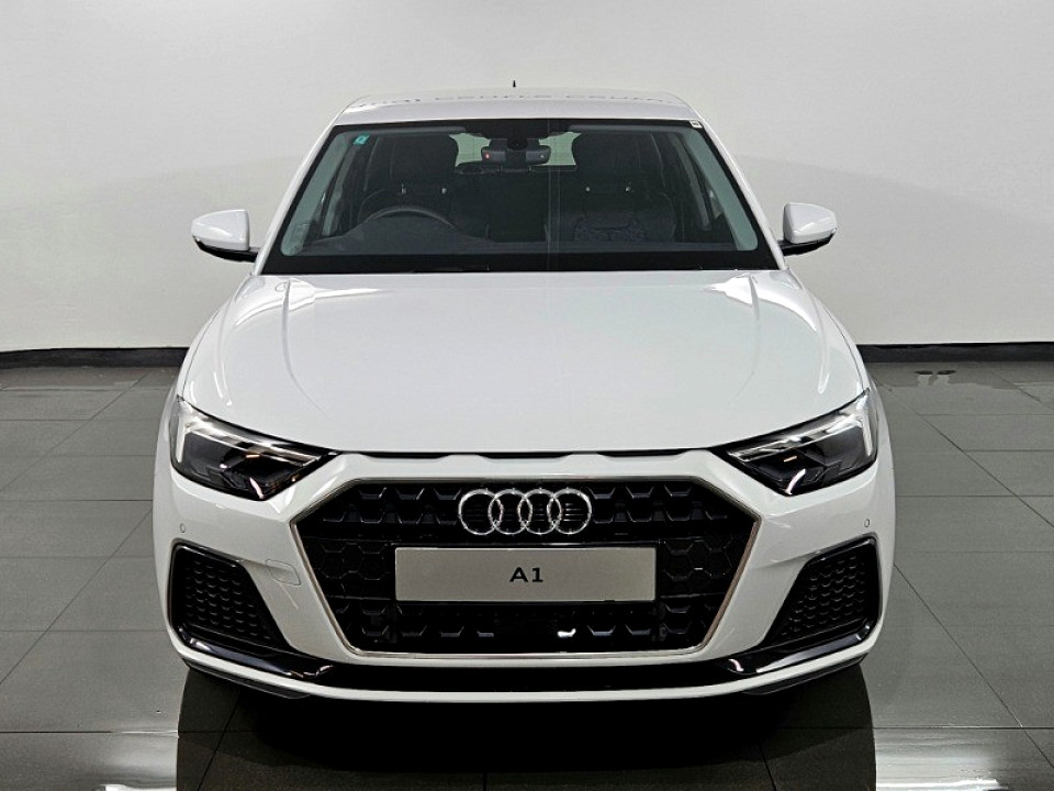 AUDI A1 SPORTBACK 30 TFSI ADVANCED S-TRONIC, image 2