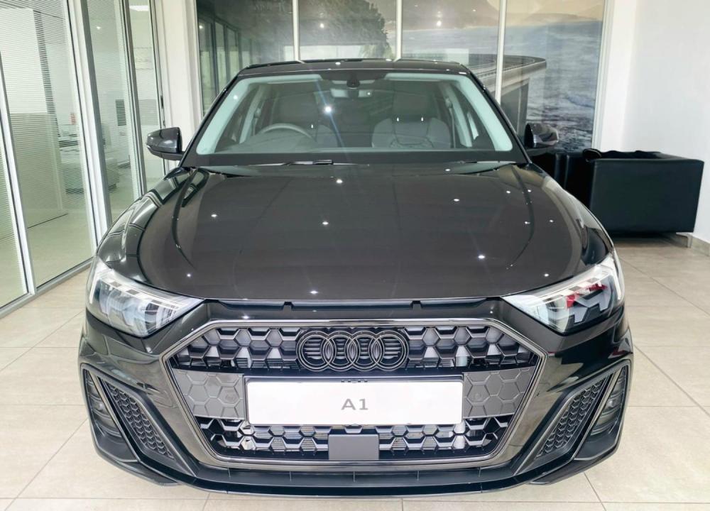 Audi A1 Sportback Black Edition 30 TFSI S tronic, image 2