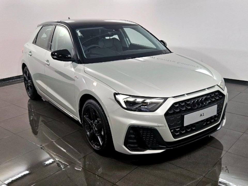 AUDI A1 SPORTBACK 30 TFSI BLACK EDITION S-TRONIC, image 1