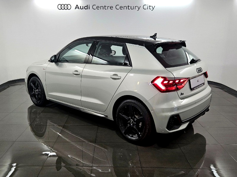 AUDI A1 SPORTBACK 30 TFSI BLACK EDITION S-TRONIC, image 2