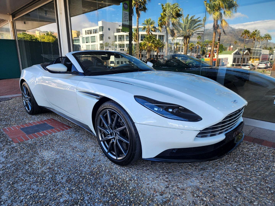 ASTON MARTIN DB11 4.0 V8 